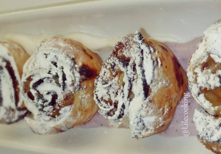 Recept za brze ružice od lisnatog tijesta s jabukama