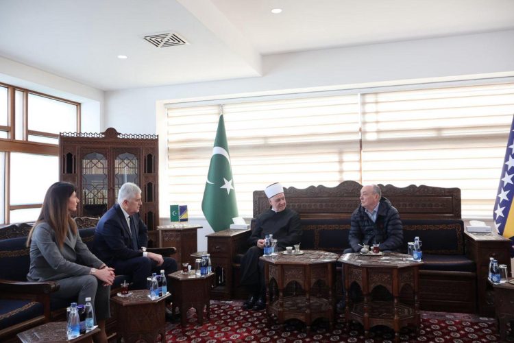 Čović i Filipović s reisom Kavazovićem: Jačanje povjerenja Hrvata i Bošnjaka ključ stabilnosti BiH