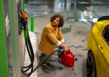 Stiže zabrana točenja goriva u kanistre u FBiH?