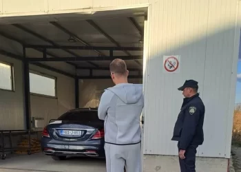 (VIDEO) Stanivuković ponovno zadržan na granici Hrvatske