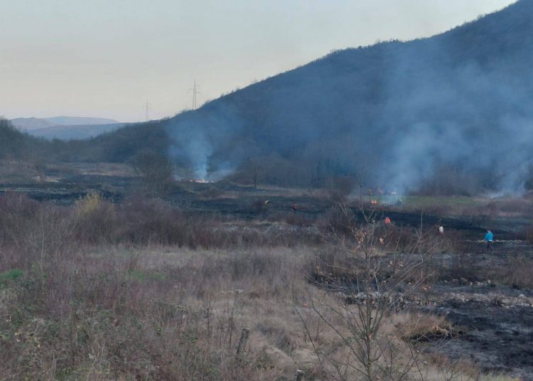 Široki Brijeg: Ugašeni veliki požari na Privalju i Podvraniću