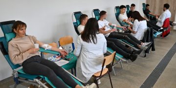 Srednjoškolci u Ljubuškom darovali 54 doze krvi