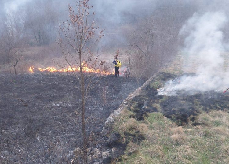 Široki Brijeg: Ugašeni veliki požari na Privalju i Podvraniću