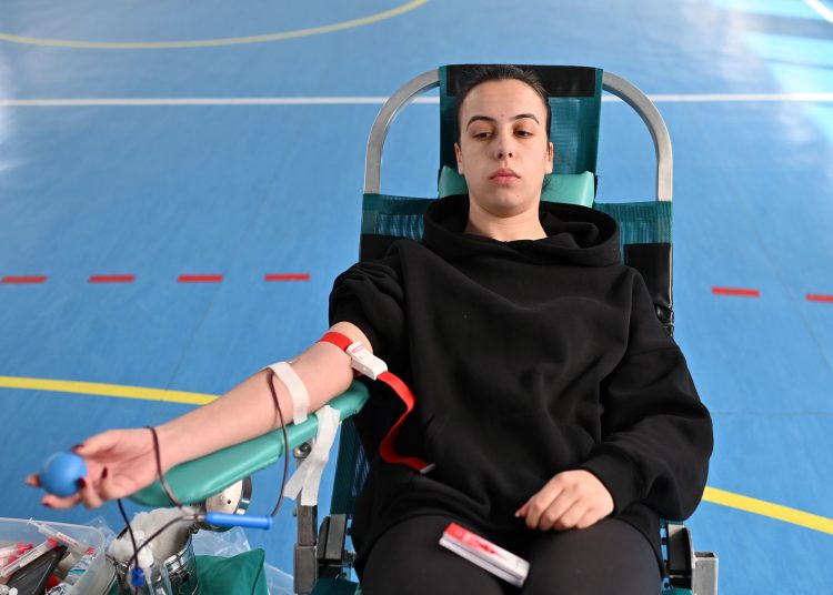 Široki Brijeg: Učenici i djelatnici Gimnazije fra Dominika Mandića darivali 33 doze krvi