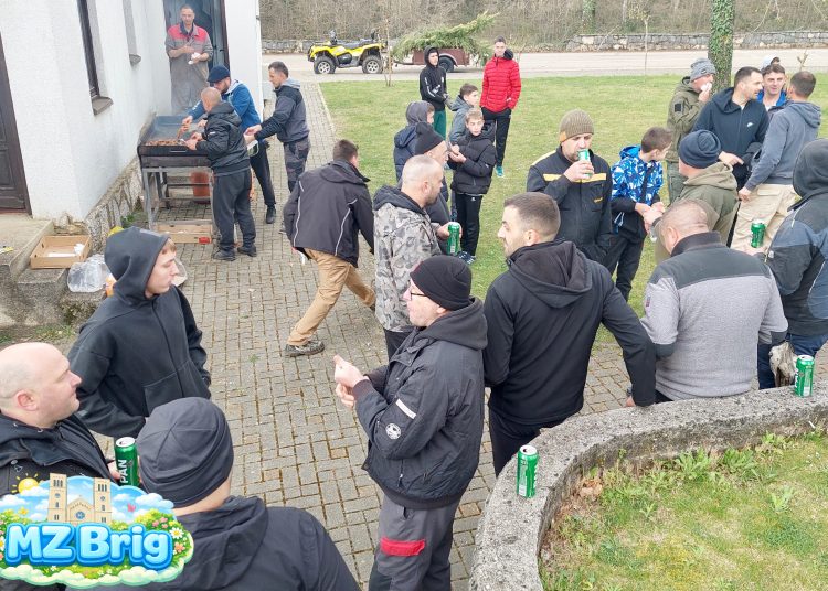 (VIDEO) Široki Brijeg: Velika zajednička akcija čišćenja mještana Uzarića i Briga za Križni put