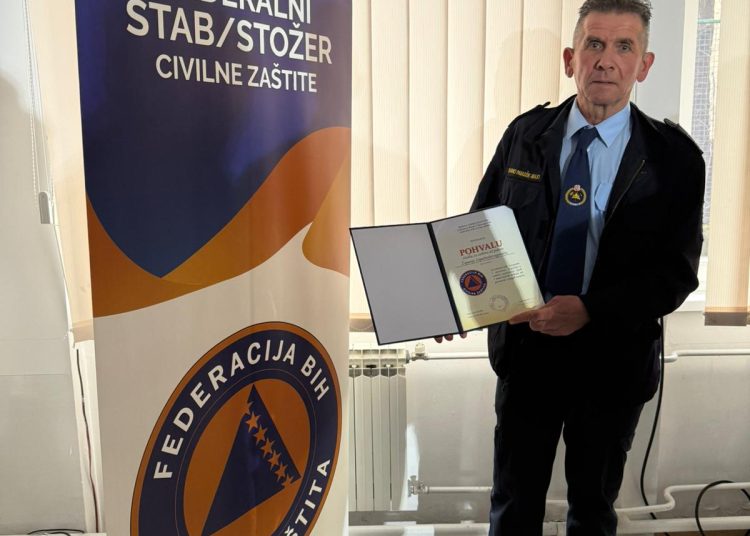 Služba za zaštitu od požara ŽZH i Jadranka Karačić dobili pohvalu civilne zaštite
