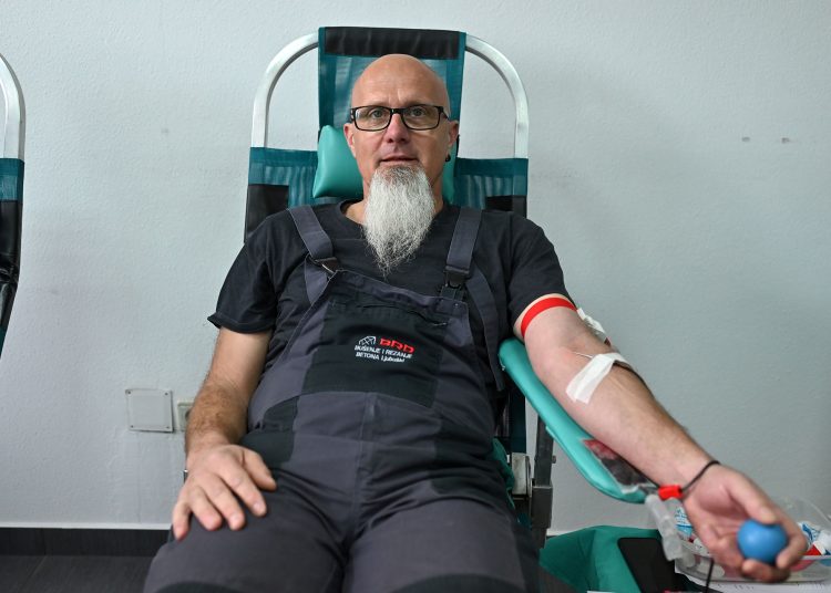 Djelatnici Grafotiska iz Gruda darovali 17 doza krvi