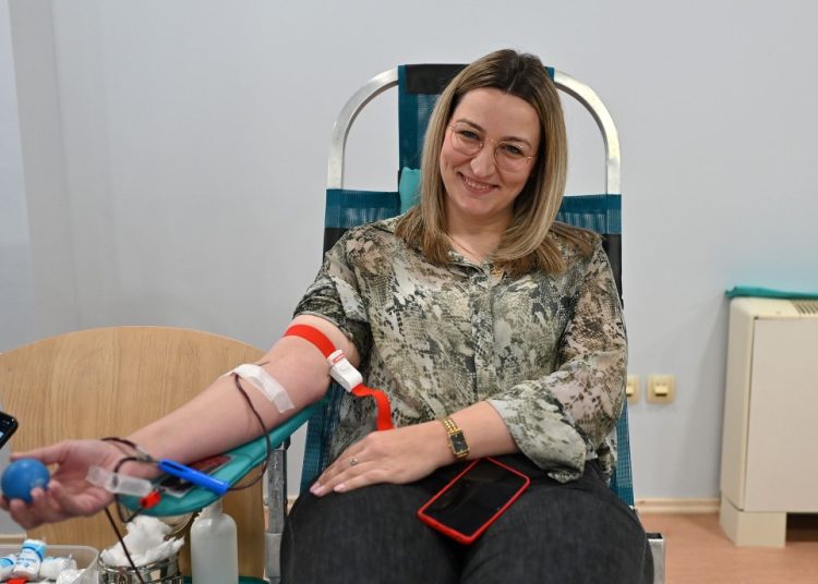 Djelatnici Violete darovali 62 doze krvi