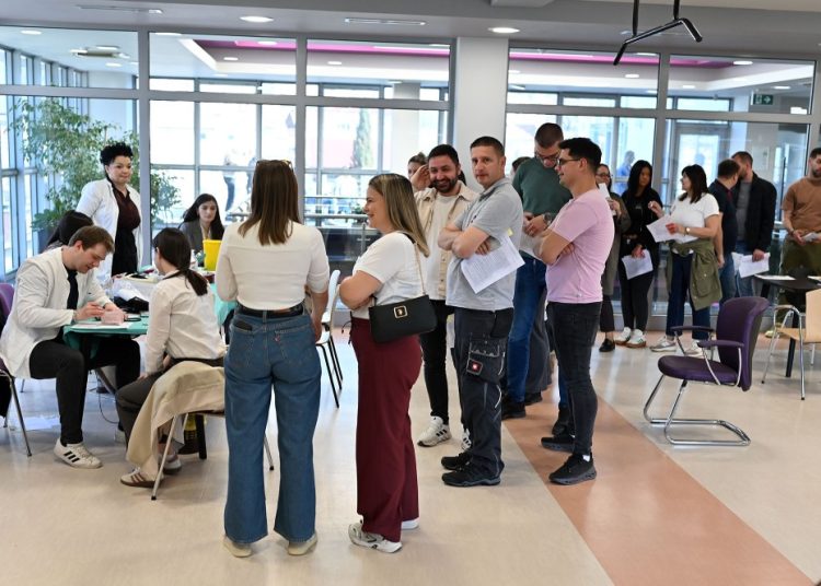 Djelatnici Violete darovali 62 doze krvi