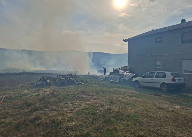Široki Brijeg: Požar na Kočerinu brzo ugašen zahvaljujući vatrogascima