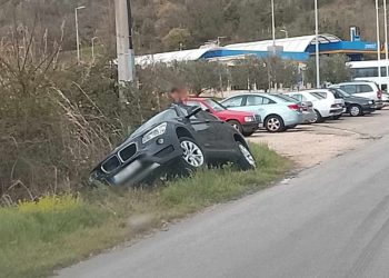 Prometna nezgoda u Ljubuškom: Vozilo sletjelo s ceste u Vitini