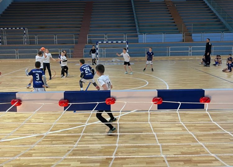 Škola rukometa Široki Brijeg gostovala u Ljubuškom kod Izviđača