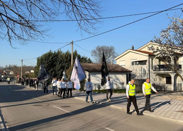 Molitveni hod “od crkve do crkve” u Ljubuškom: Marijini ratnici svjedočili vjeru
