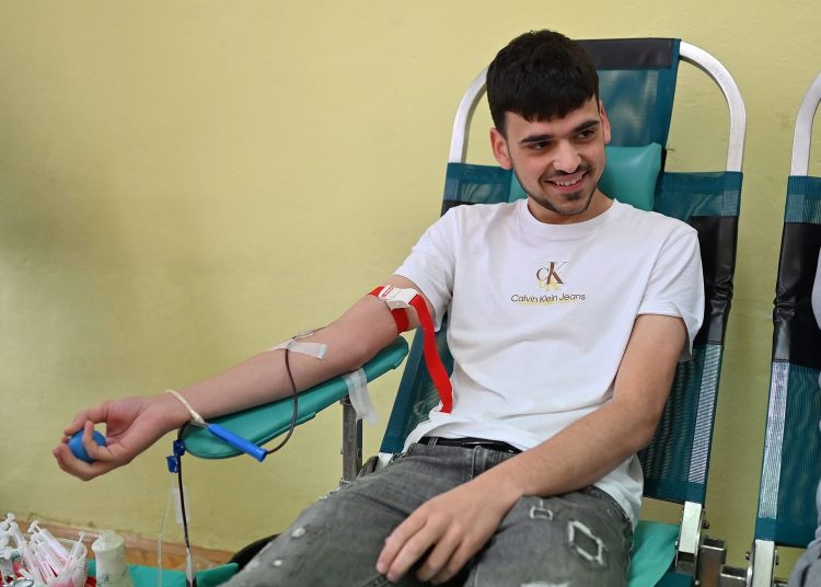 Učenici i djelatnici Srednje škole Antuna Branka Šimića u Grudama darovali 30 doza krvi