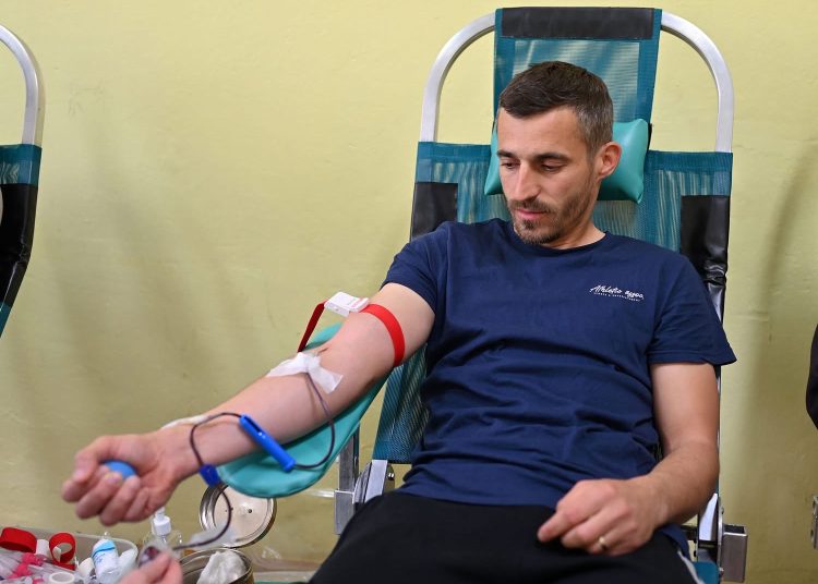 Učenici i djelatnici Srednje škole Antuna Branka Šimića u Grudama darovali 30 doza krvi