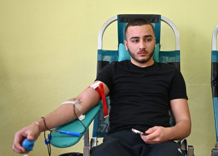 Učenici i djelatnici Srednje škole Antuna Branka Šimića u Grudama darovali 30 doza krvi