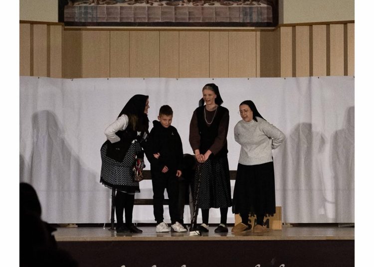 „Pred vratima raja“: Premijera predstave Frame Posušje oduševila gledatelje