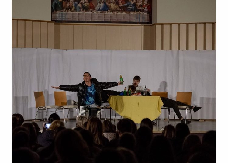 „Pred vratima raja“: Premijera predstave Frame Posušje oduševila gledatelje