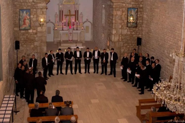 Korizmena večer duhovne glazbe: “Svi na zemlju klecajmo” u Gorici kod Gruda