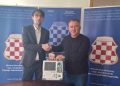 Ministar Tomislav Pejić uručio novi defibrilator za Dom zdravlja Posušje