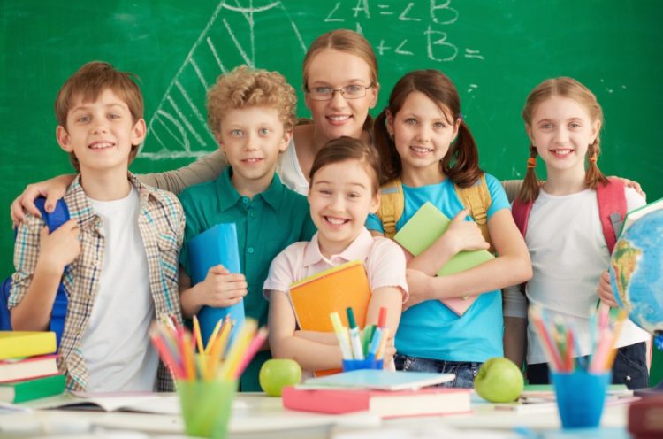 Počinju upisi u osnovne škole u ŽZH! Evo kako se prijaviti