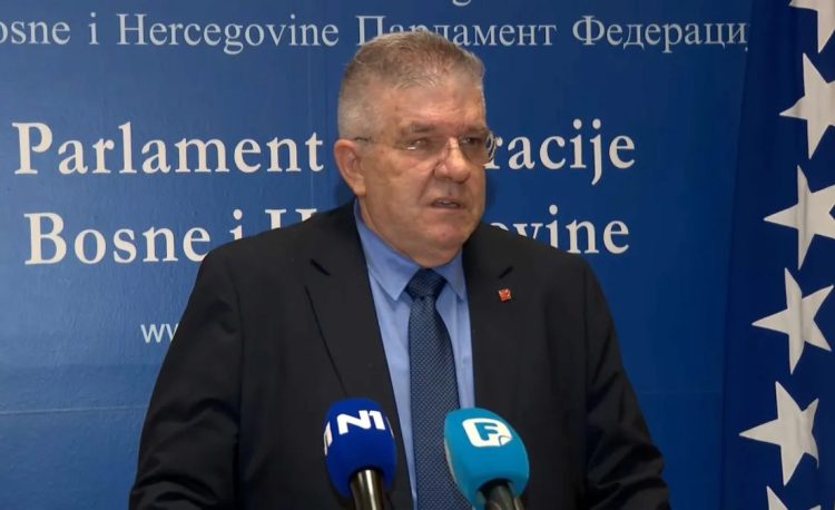 Zastupnički dom Parlamenta FBiH smijenio Dragana Miokovića nakon izjave o Bleiburgu