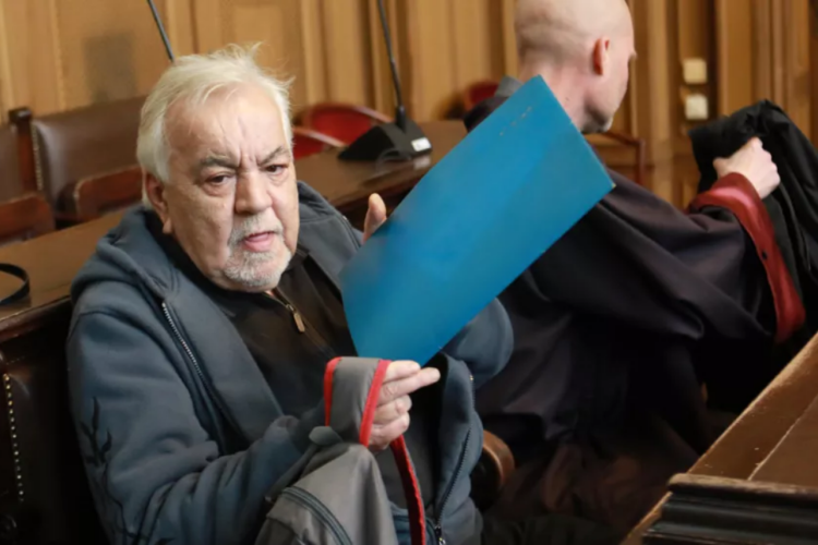 Krenulo suđenje sinu koji je osam godina skrivao tijelo majke i primao njezinu mirovinu