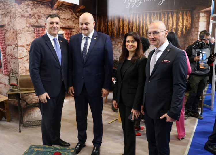 Evo kako su se ŽZH i Općina Posušje predstavili na Mostarskom sajmu