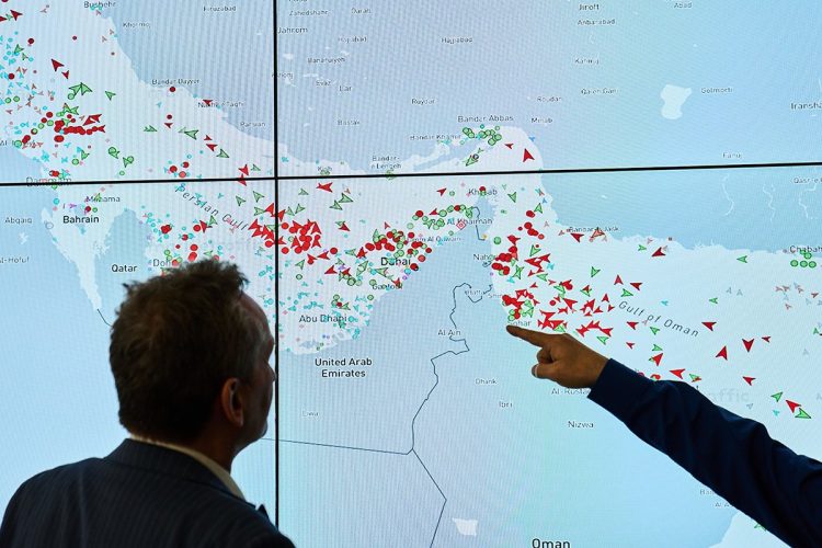 Iran ponovno pooštrava kontrolu nad Hormuškim tjesnacem: Povratak ograničenja nakon kratkog otvaranja