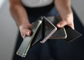 Građanima BiH stižu lažni SMS-ovi: Otkud prevarantima brojevi telefona