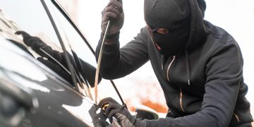 Vaš auto je laka meta: Dijelovi vrijedni tisuće eura nestanu za minutu