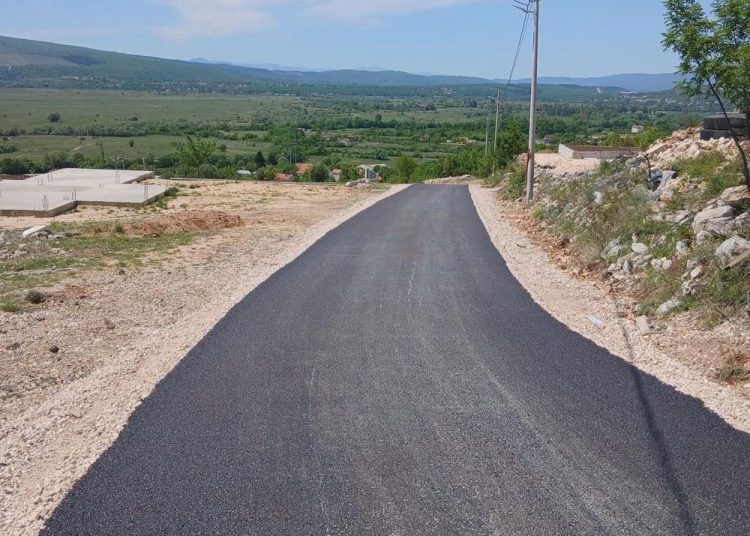 Široki Brijeg: Novo naselje u Dobriču dobilo asfalt