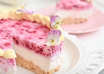 Savršena i lagana: Jogurt torta bez pečenja