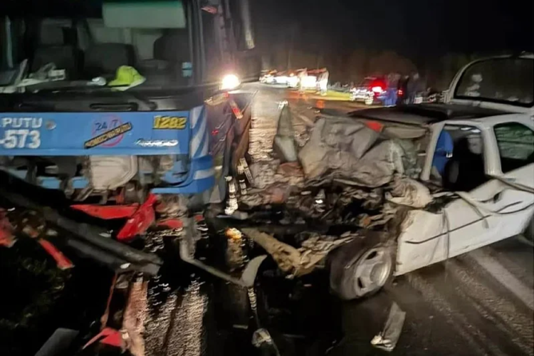 Tragedija u BiH: Poginuli svećenik i njegova supruga, djeca prebačena u bolnicu