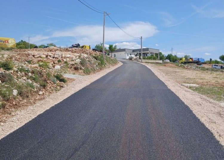 Široki Brijeg: Novo naselje u Dobriču dobilo asfalt