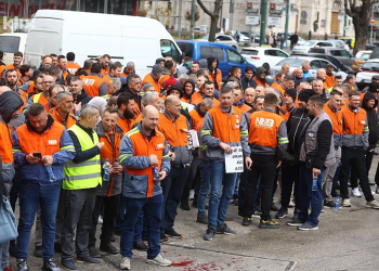 Bh. gigant gasi proizvodnju: Bez posla ostaje 1200 radnika, ugroženo još 12.000
