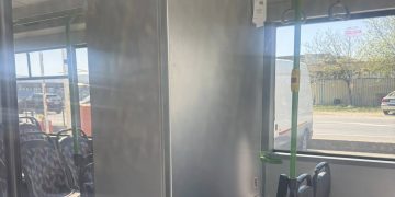 Frižider u autobusu: Nesvakidašnja scena iz Mostara nasmijala društvene mreže