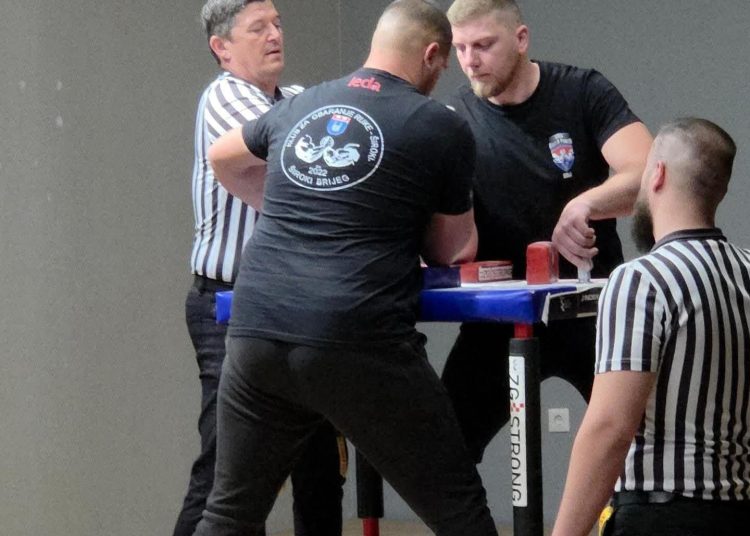 Širokobriješki obarači ruke ostvarili zapažene rezultate na Prvenstvu Hrvatske