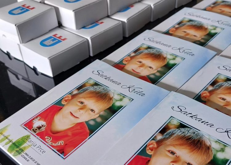 Široki Brijeg: Majka djeteta s autizmom kroz knjigu „Satkana krila“ otvorila priču o životu
