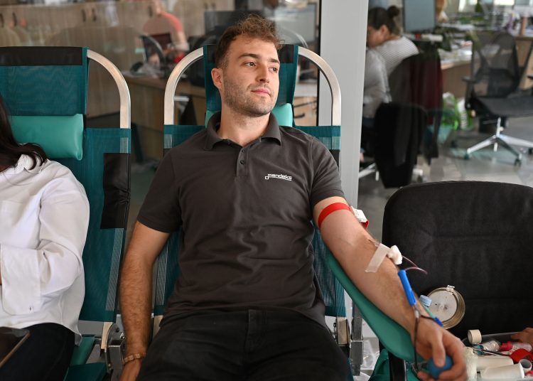 Široki Brijeg: Prikupljeno 16 doza krvi u akciji za djelatnike TEM Mandeksa