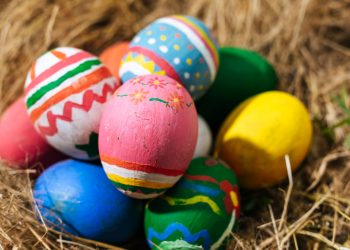 Kreativno i jestivo: Evo koje su sigurne metode ukrašavanja uskrsnih jaja
