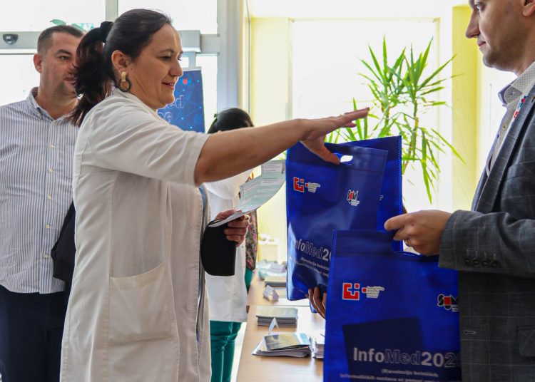 Simpozij u Mostaru: Umjetna inteligencija treba ostati alat, a liječnici ključni donositelji odluka