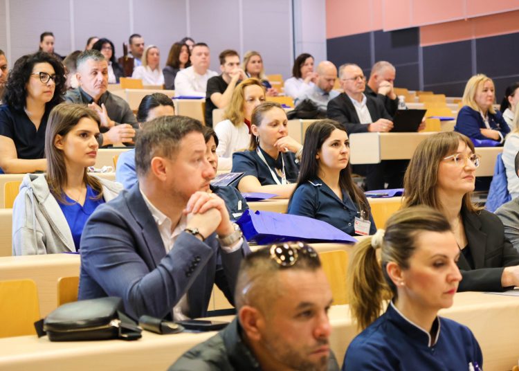 Simpozij u Mostaru: Umjetna inteligencija treba ostati alat, a liječnici ključni donositelji odluka