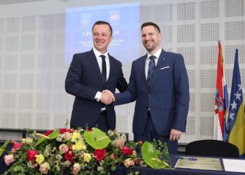 Čelni ljudi Livna i Osijeka potpisali Sporazum o prijateljstvu i suradnji
