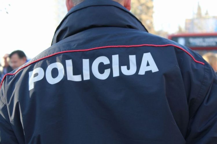 Crnogorska policija spriječila krijumčarenje 10 Sudanaca u BiH