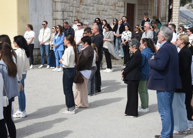 Čitluk: Veliki broj vjernika na molitvi krunice Božjeg milosrđa
