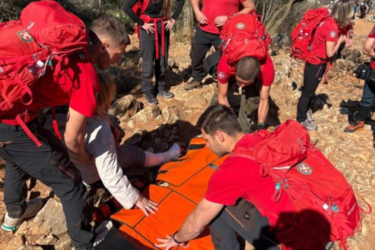 HGSS Čitluk – Međugorje na Brdu ukazanja spasio zlijeđenu državljanku Italije