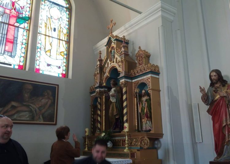 Župa sv. Male Terezije od Djeteta Isusa - Ledinac