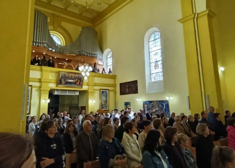 Župa sv. Male Terezije od Djeteta Isusa - Ledinac