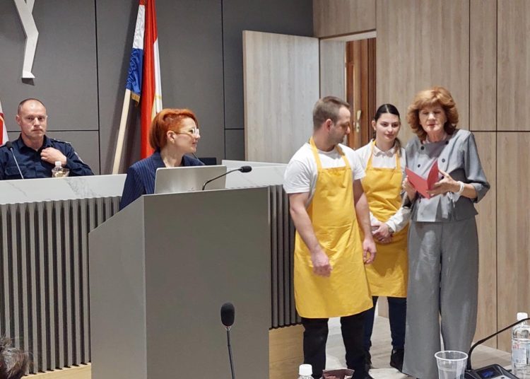 U Širokom Brijegu održan događaj “kava s policijom”